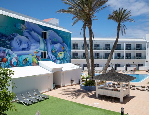 ¡reserva ahora y empieza a ahorrar! Surfing Colors Corralejo ¡reserva ahora y empieza a ahorrar! Surfing Colors Corralejo